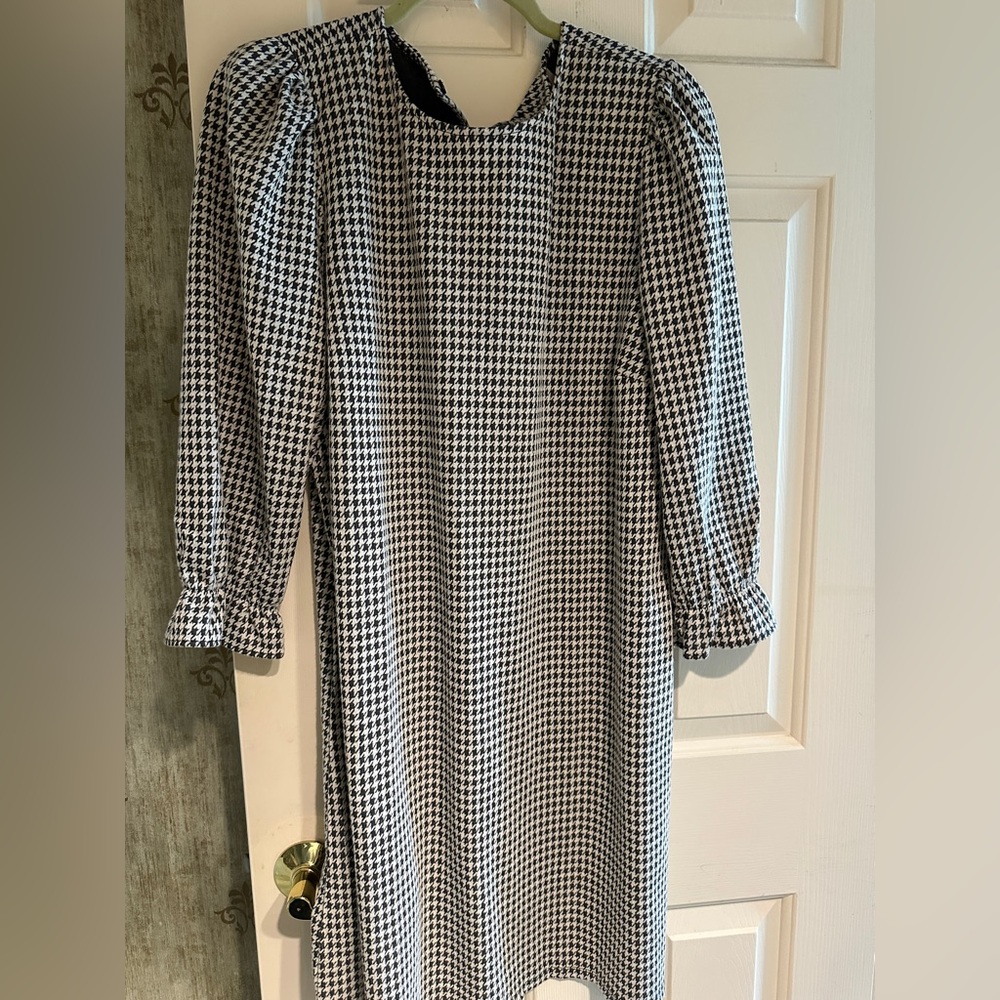 LOFT, never worn, classic houndstooth shift